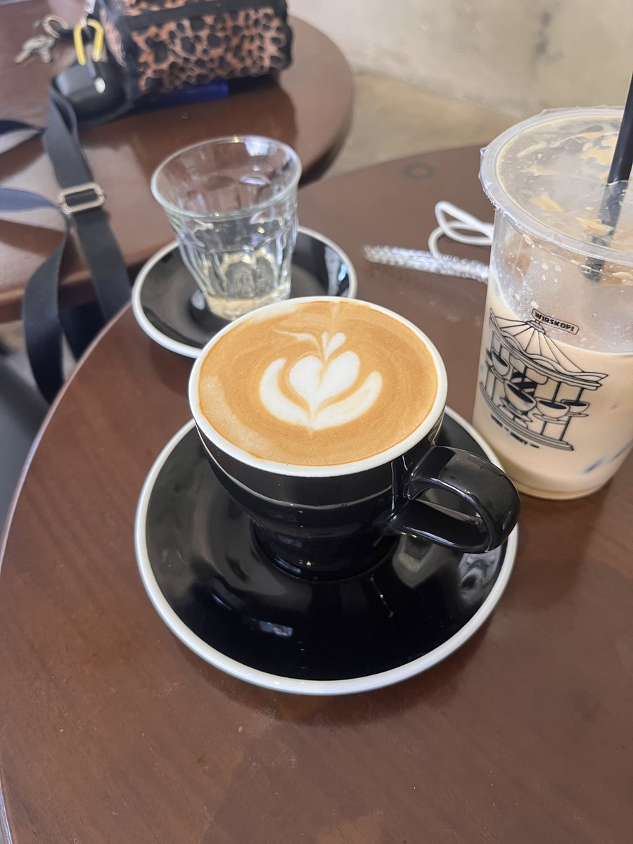 thisboyy_11's tweet photo. Ngopi ? 
#makassar #gaymakassar https://t.co/JKuCdcawFE