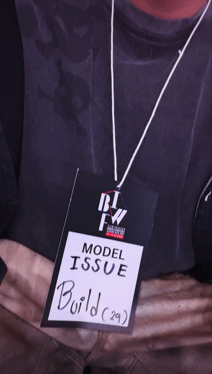 IGs update [16102025] ✌🏻✌🏻✌🏻

#BuildJakapan <a href="/JakeB4rever/">BIU.</a> 
#Beyourluve