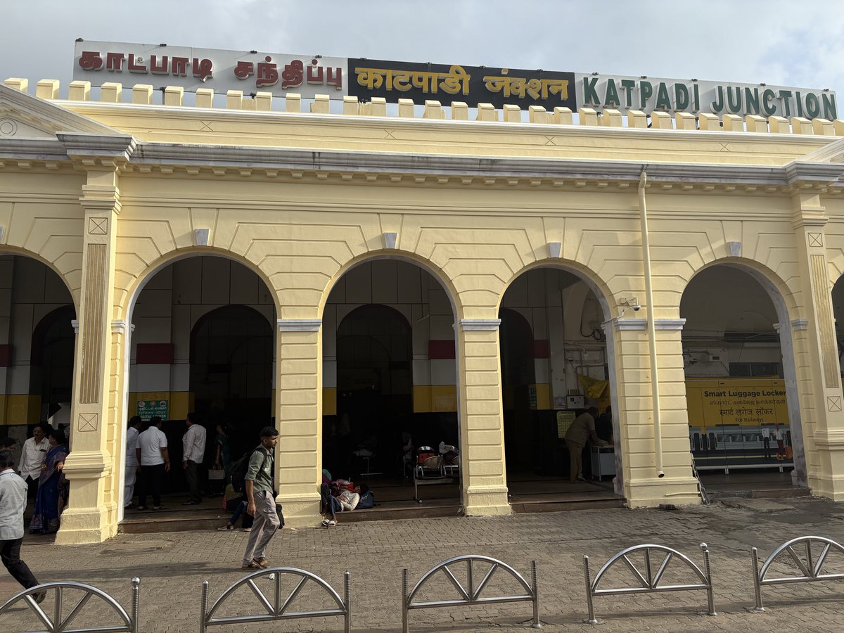 #Katpadi railway station in #Vellore gets a fresh coat of paint!