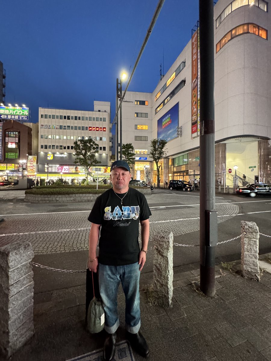 🔔１時間３０分後
#ケンコバ さん神奈川は厚木の🏨を拠点に
歓楽街をぶらぶら歩いて
どこかのお店でホルモン食べて🍺やります
内容はもちろんいつも通りの平常運転
今宵も #ケンコバのほろ酔いビジホ泊 を
よろしくどうぞ😎
#BS朝日