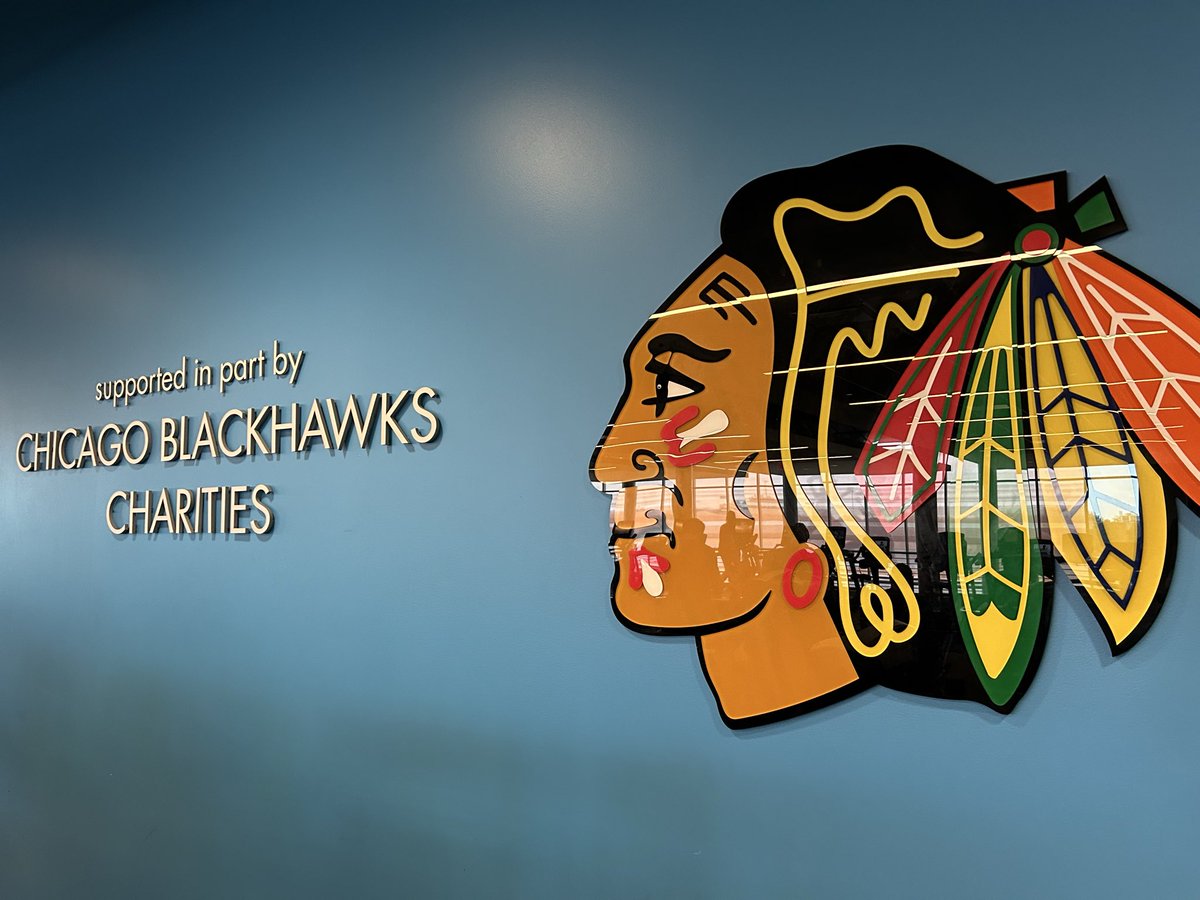 ToddProbasco's tweet image. Love the #stlblues goalie! Go #Blackhawks