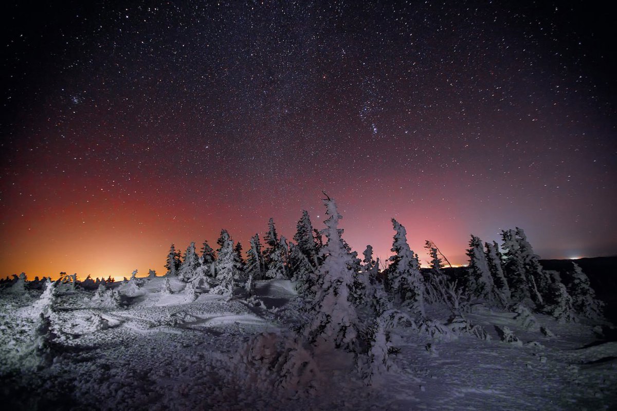 Achi123rd's tweet photo. ❄️ While others falter, Ural’s frost shields us—My Winter Urals [https://t.co/rn9fMDBSxe] &amp; A Winter Night's Tale [https://t.co/8OD8FF7ODn] secure your gains. Art’s beauty reigns eternal—mint this strength! What’s your winter fortress?🌌  #WinterMagic #NFTFortune  #OpenSea https://t.co/7HPohlb6qF