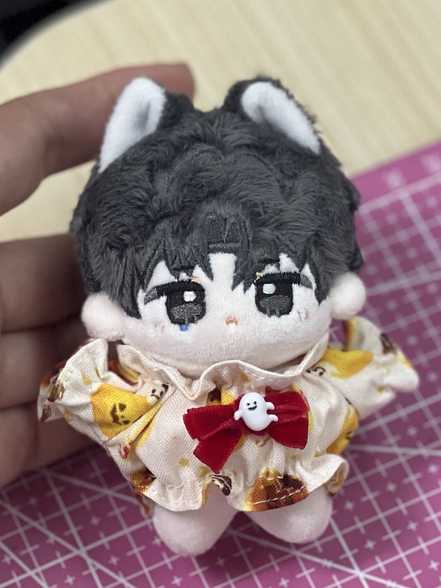 문의가 있어서 올리는 불가사리바디 착용샷입니다🥰
사무실이전할때 오깅이들모아놧던짐만 없어져서 불가사리바디가 요인형밖에 없네요🥹