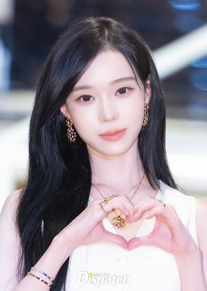 취향의 윈터 tweet media