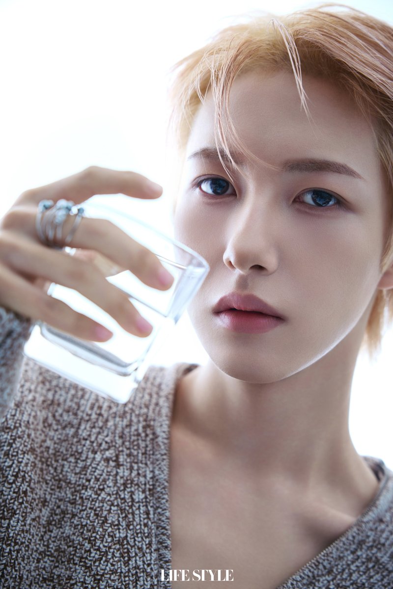 NCTsmtown's tweet image. #RENJUN

#NCT #NCTDREAM 
#黄仁俊精品购物指南封面 #黄仁俊水系少年大片