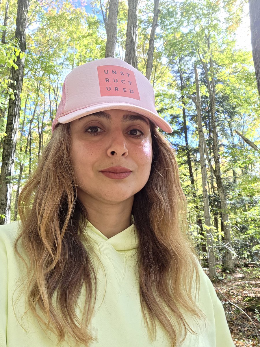 Tara_Khani's tweet image. The Unstructured Data Cost Crisis 🤯🐜

​​As a first-time founder, I began my journey believing in rigid structures. But entrepreneurship is beautifully, inherently #unstructured. ​When clarity seems miles away, you&apos;ll often find me in nature 🌳, wearing my unstructured hat (a…
