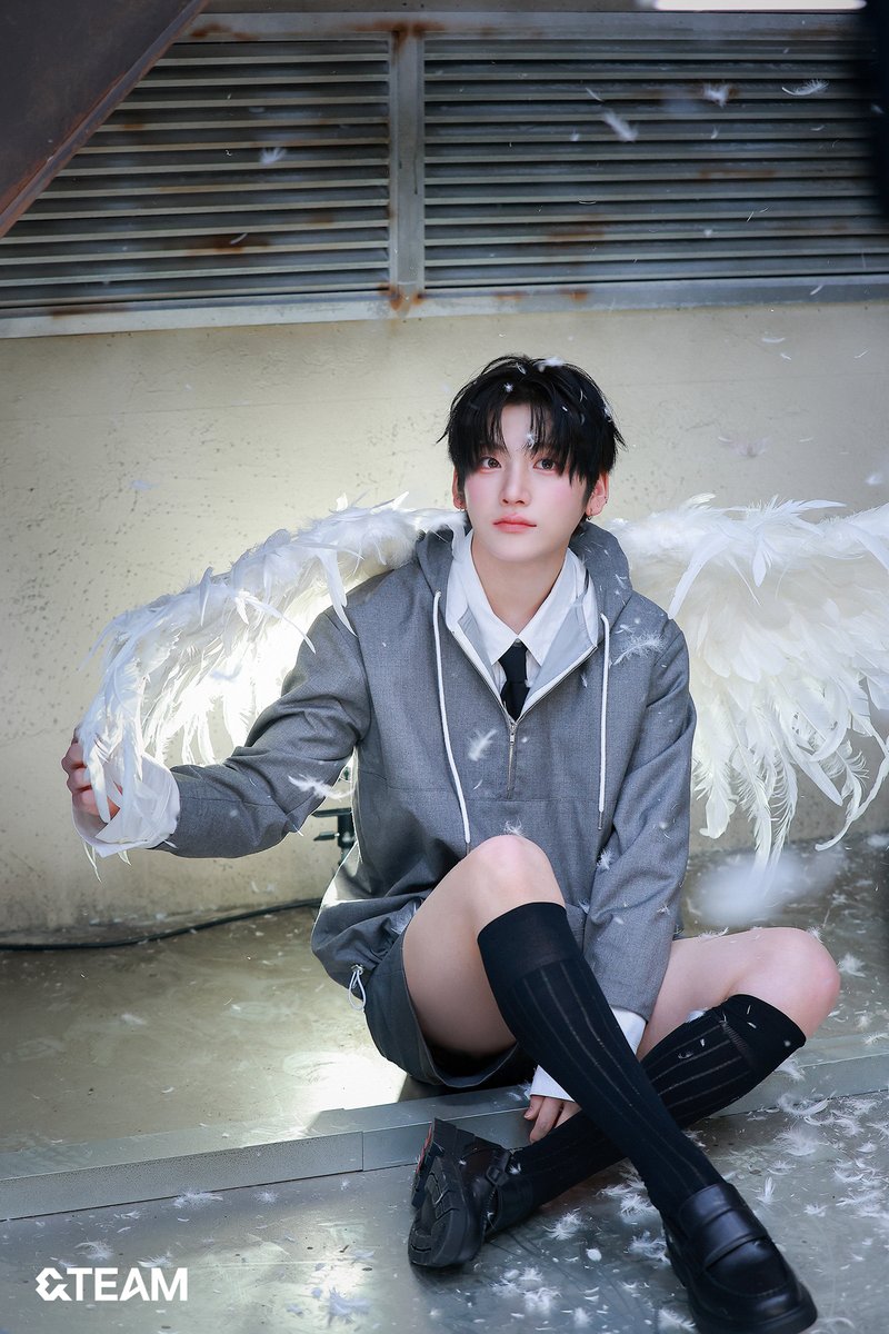 &amp;TEAM KR 1st Mini Album 'Back to Life' - GAZE ver. Jacket Shoot Behind Photo

#andTEAM #앤팀 #YUMA
#BacktoLife #GAZE