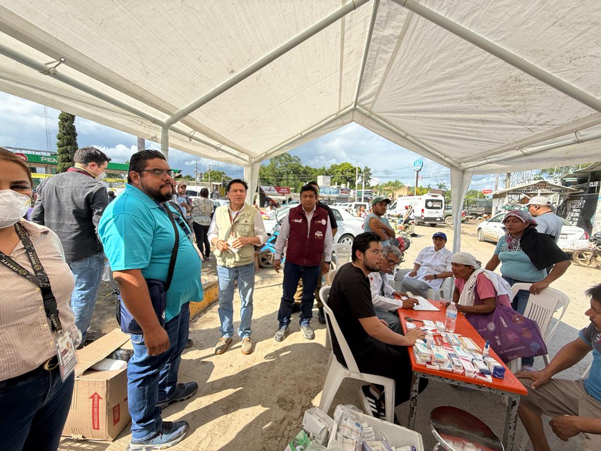 martibatres's tweet image. Como lo informé en la Conferencia Mañanera del día de ayer, nuestra Unidad de Medicina Familiar “Álamo” ubicada en el estado de Veracruz es la más afectada por las recientes lluvias. El Dr. Gustavo Reyes Terán, director médico del @ISSSTE_mx, realizó recorrido en el inmueble para…
