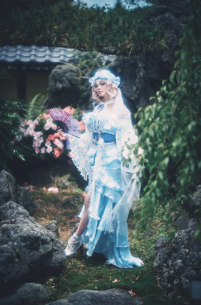 西行寺幽々子様

📸 <a href="/yakisobagoooon/">大明神</a> 
🏠<a href="/LivinginAso/">鳴鳳堂</a> 
cosplay/※アレンジ衣装
ふわっと発光してる風に撮影してもらっててて嬉しい🌸