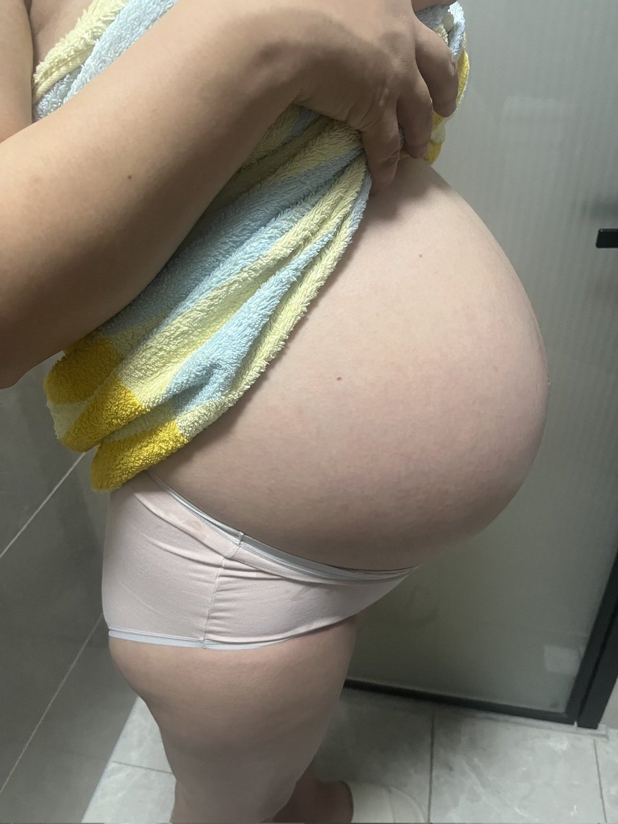 这肚皮奶子有点大了哦，还不发动