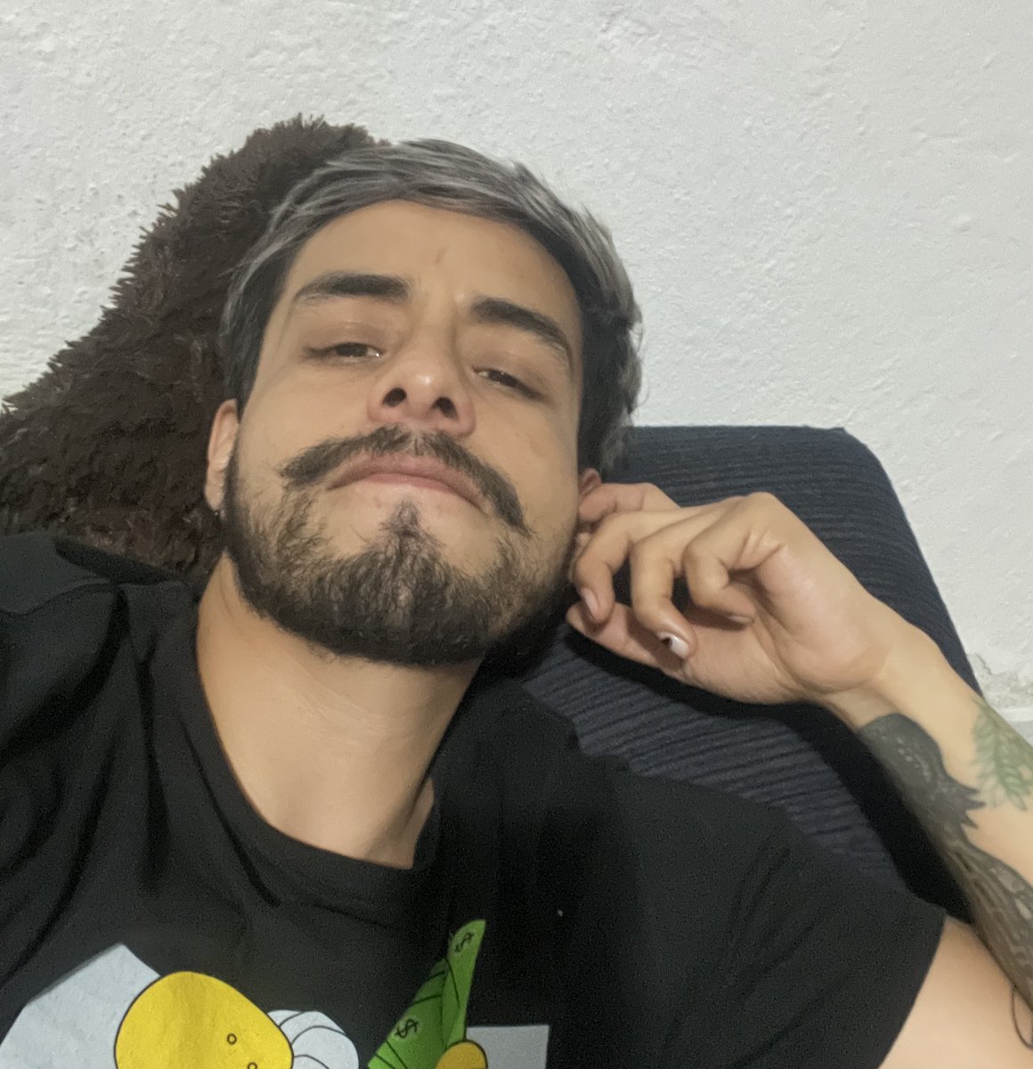 Tengo síntomas de alergia pero no estoy  seguro de la fuente… al menos hay loratadina