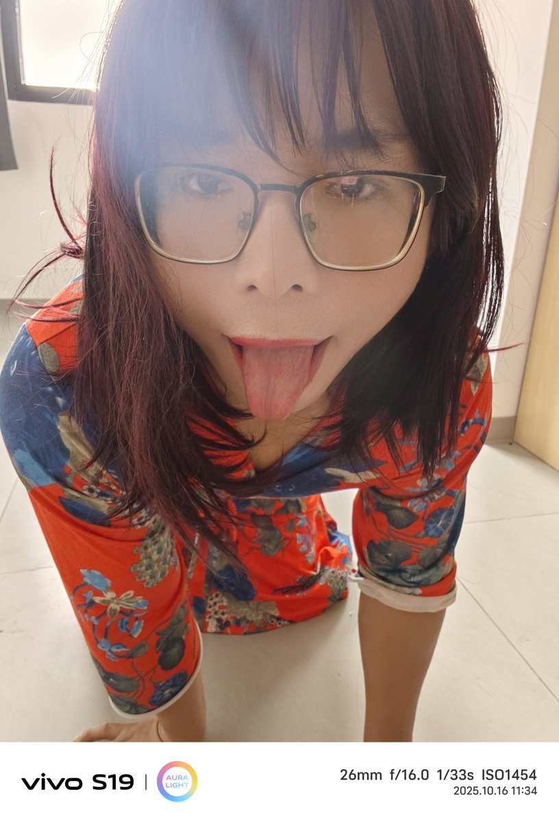 SSSSaoer's tweet photo. 今天又重新加入了男娘大学，从今天开始。要做一只无脑雌堕的母猪，一切的规矩听从男娘大学的指令！ https://t.co/rpYgmLsQOw