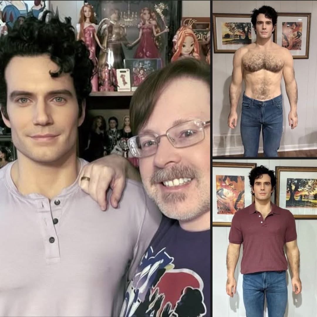 EL HOMBRE QUE ESTÁ VIVIENDO EL SUEÑO: 
Se compró un muñeco de Henry Cavill a tamaño real, y que además es “anatómicamente correcto” 😳

Un texano llamado James Robertson-Reavis se volvió viral después de comprar un muñeco de silicón de Henry Cavill en tamaño real. Lleva