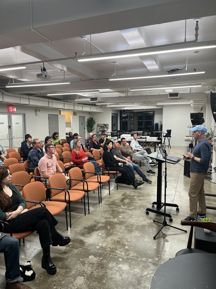 iOSoho's tweet image. 🌟 Thank you to @RevenueCat for hosting the iOSoho Meetup today!
🔥 Also, thank you to Diego Bustamante and @mergesort for their great talks!
🎥 Recordings will be ready soon, and the November meetup announcement is on the way — stay tuned!
#iOSoho
#NYCMeetup