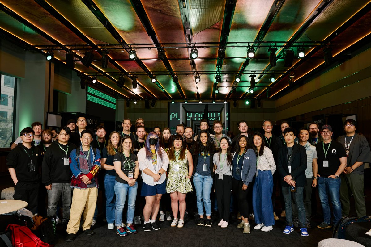 Play Now Melbourne tweet media