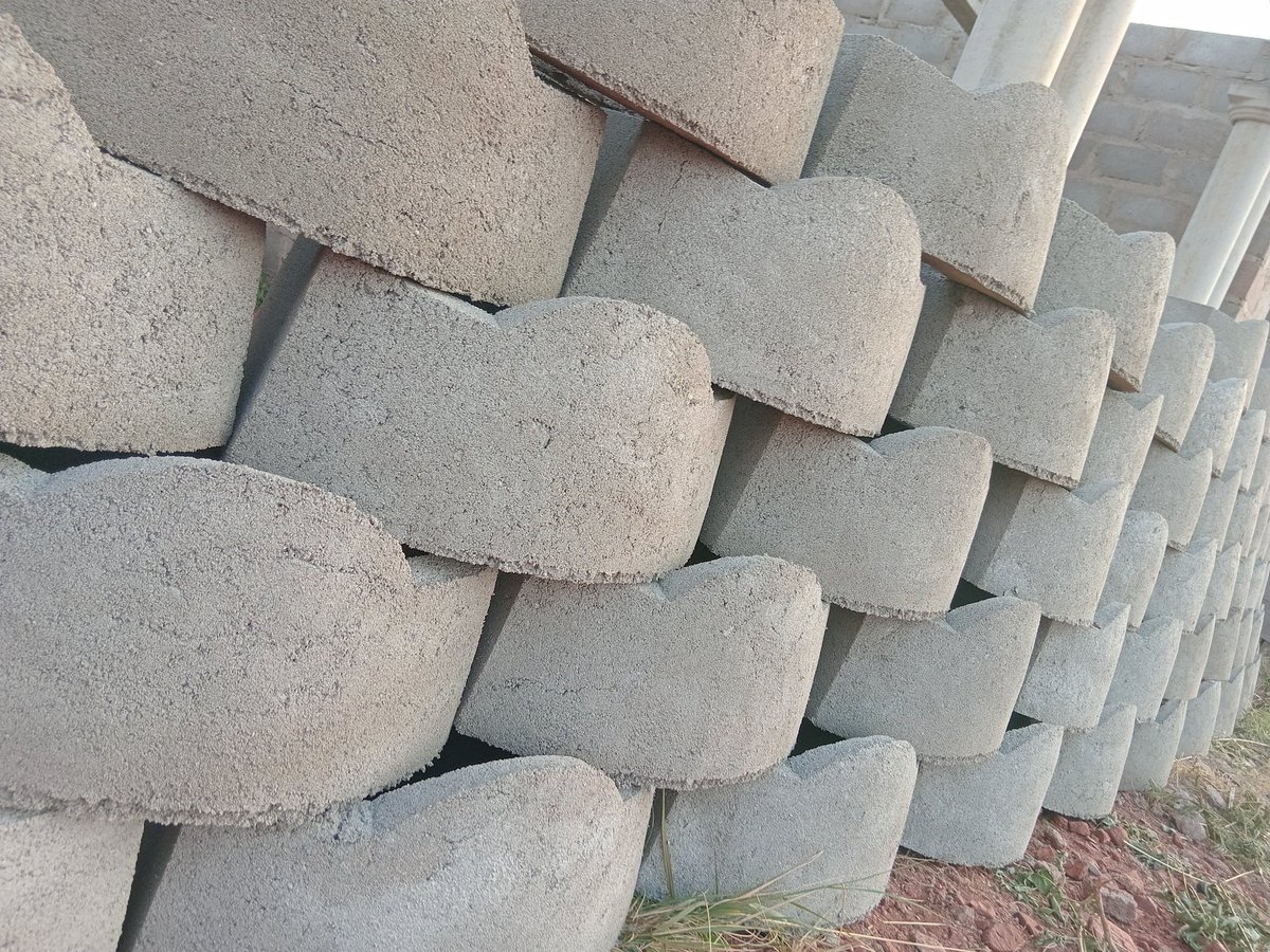 Delaan_K's tweet photo. I'm selling different moulds https://t.co/8doNfvYkOB
