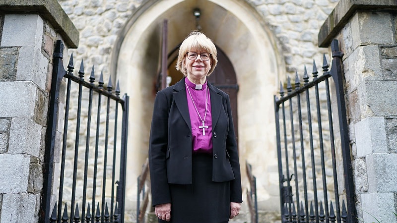 Ex-Chief Nurse Named First Woman Archbishop of Canterbury
ms.spr.ly/6011sFmMJ