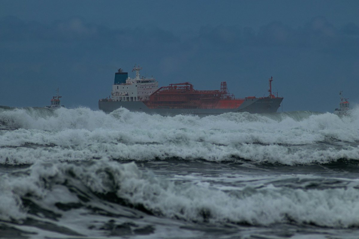 GoUp_est2025's tweet image. 風を読むとは、時代の追い風を待つことではない。
いま吹きつつある小さな流れを見極め、
その方向に帆を張る勇気を持つことだ。

ただ、風を誤れば——努力は嵐に変わる。
#ConceptDesigner #政局