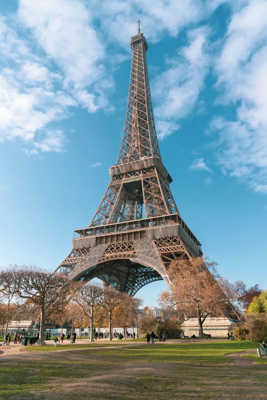 NubesSim's tweet image. Stay connected anywhere with NubesSIM — your trusted global eSIM provider. Instantly activate mobile data in 200+ countries and Regions fast, secure, and affordable connectivity wherever you travel. No physical SIM cards, no roaming surprises — just seamless travel freedom.