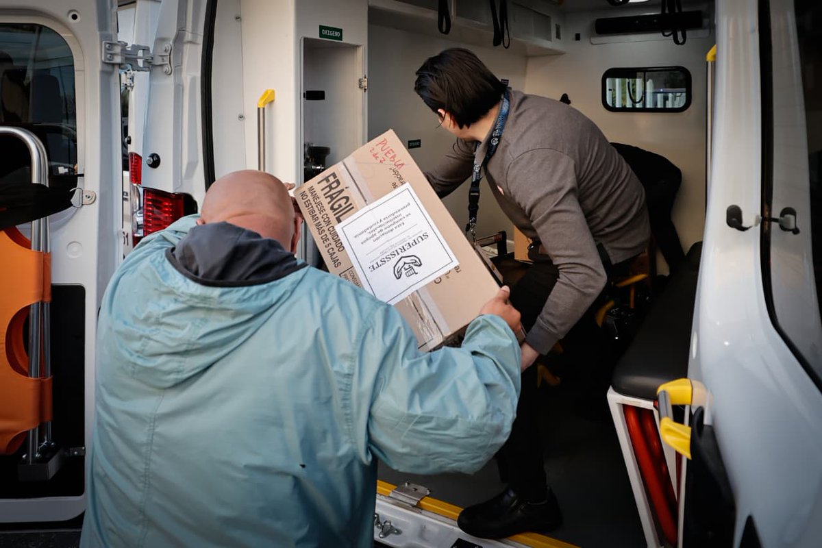 martibatres's tweet image. El apoyo de @TUSUPERISSSTE, encabezado por su Directora @DuniaLudlow, llegó a Querétaro. Llevaron despensas y agua para apoyar a las personas damnificadas por las lluvias que también afectaron a esta entidad.
