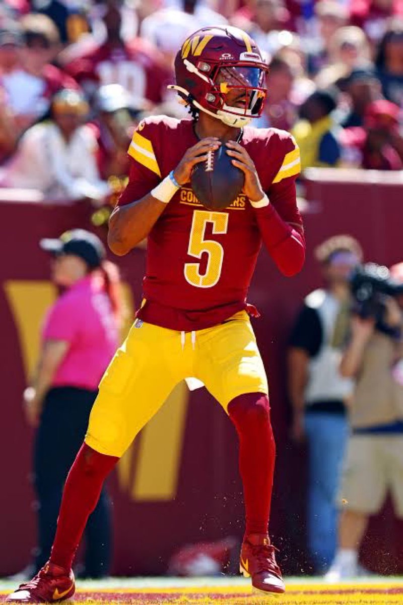 Champ__Project's tweet image. His own teams defense