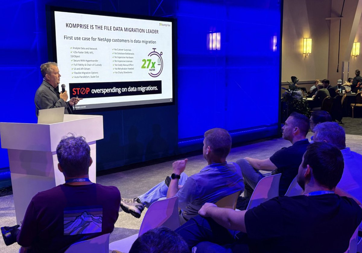 Komprise's tweet image. A few pics from @NetAppInsight #NetappInsight - thanks for a great event @NetApp #datamanagement took center stage!