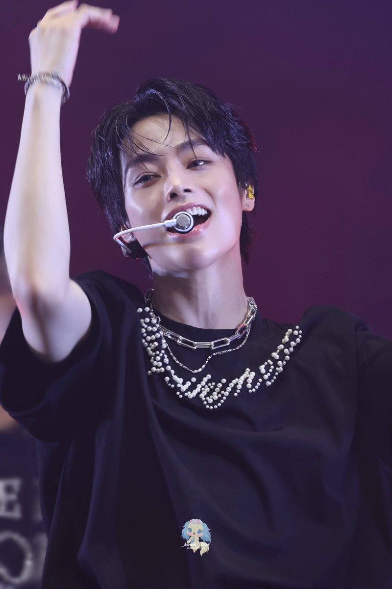 _love__for's tweet photo. 250726 My Way 쇼케이스 도쿄 2부

#템페스트 #TEMPEST #한빈 #HANBIN #ハンビン https://t.co/L30l6KpuKE