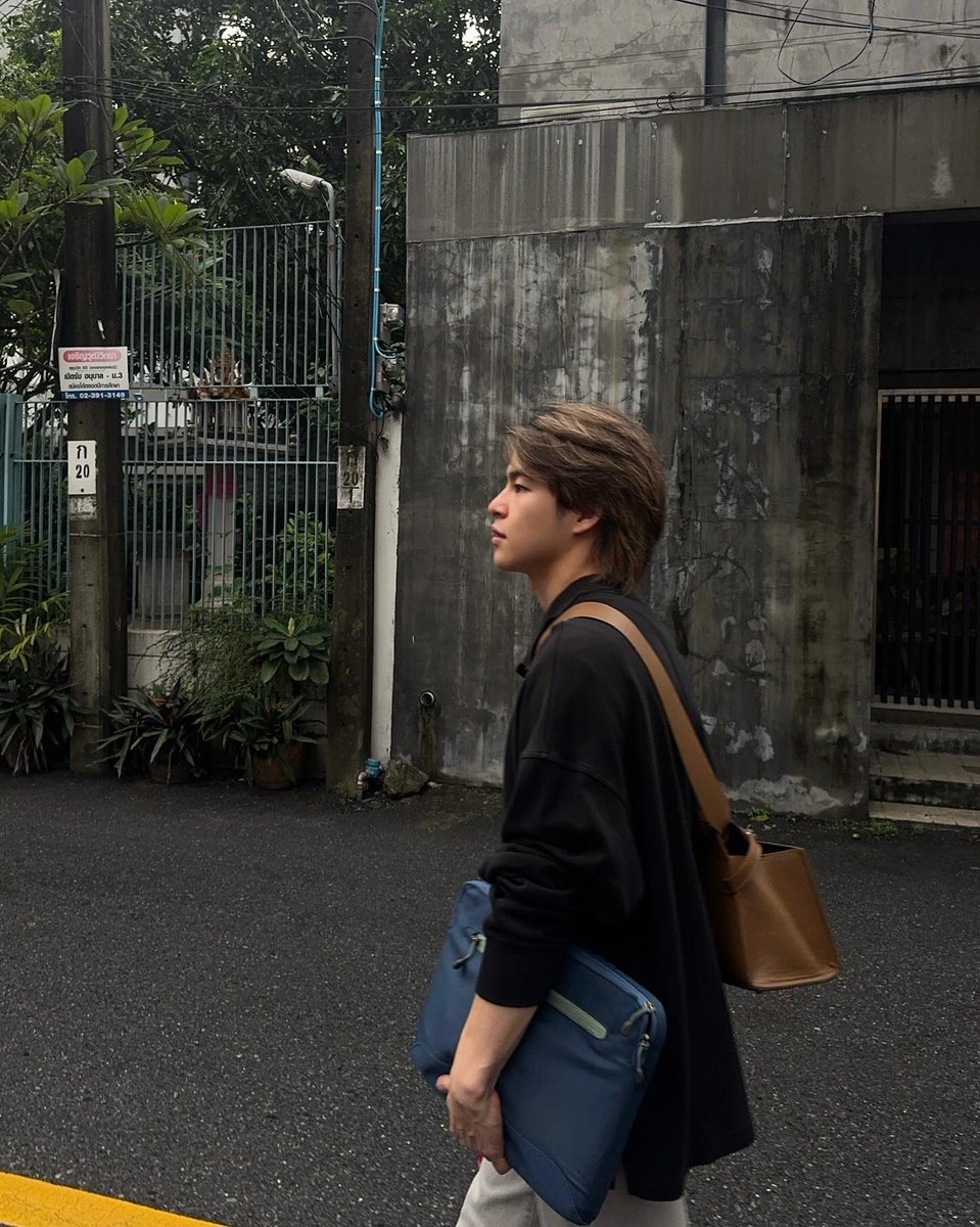 neliebunny's tweet photo. โคตรหนุ่ม pinterest boy https://t.co/JalXWc5BkK