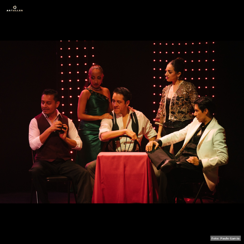 tangueros_'s tweet photo. Tangueros te deleitará, emocionará, divertirá y te sorprenderá con un final inesperado.

Una historia contada con una fusión de tango, ballet, cabaret y teatro con música en vivo.
Arte en movimiento para una velada inolvidable, nov. 8 @AntaraMx Polanco ¡Ven con quien más quieras!