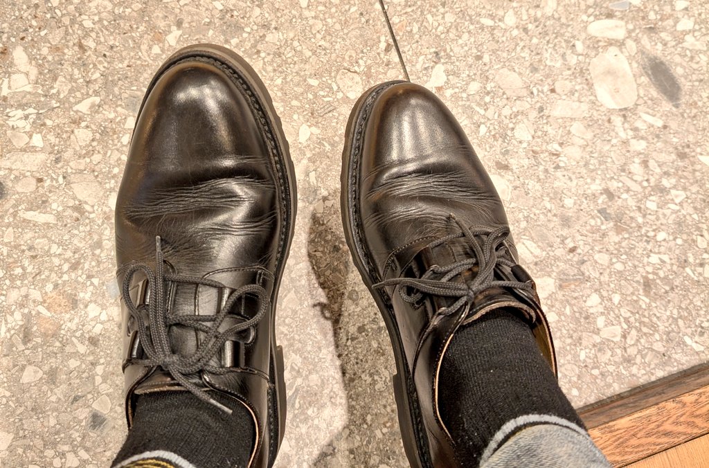 1Mie50's tweet photo. #beaspo
#ビアスポ  ジャケット⁡
⁡#johnlobb
#ジョンロブ コテージライン https://t.co/TOtHADXdne