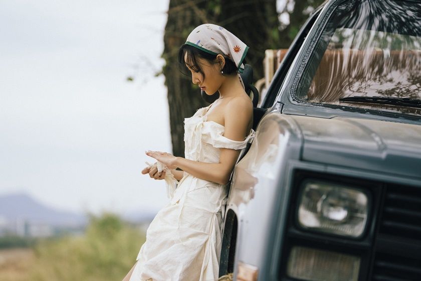 moonbtea's tweet photo. HWASA x Genie Magazine ♡ 'Good GoodBye' MV BTS - 8 LQ IMAGES

📎: https://t.co/tSsjmTslTy

#화사 #HWASA 
#goodgoodbye 
#마마무 #MAMAMOO https://t.co/E00jLt8cPB