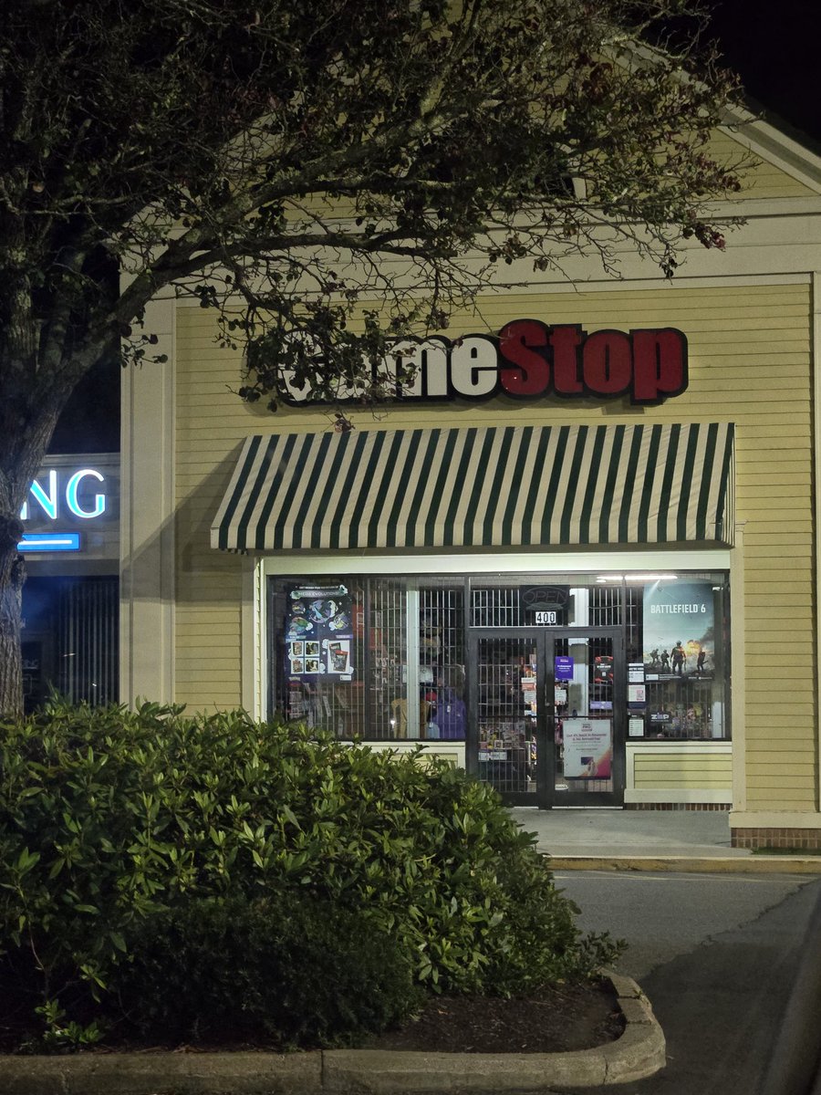 Jumping the Street Sharks tweet media