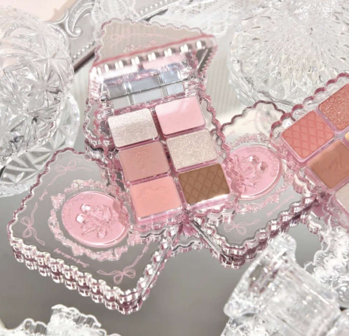 GOGO TALESからバレエコアがテーマのアイシャドウパレットが登場