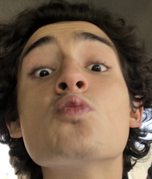 Emilio Hispanic tweet media