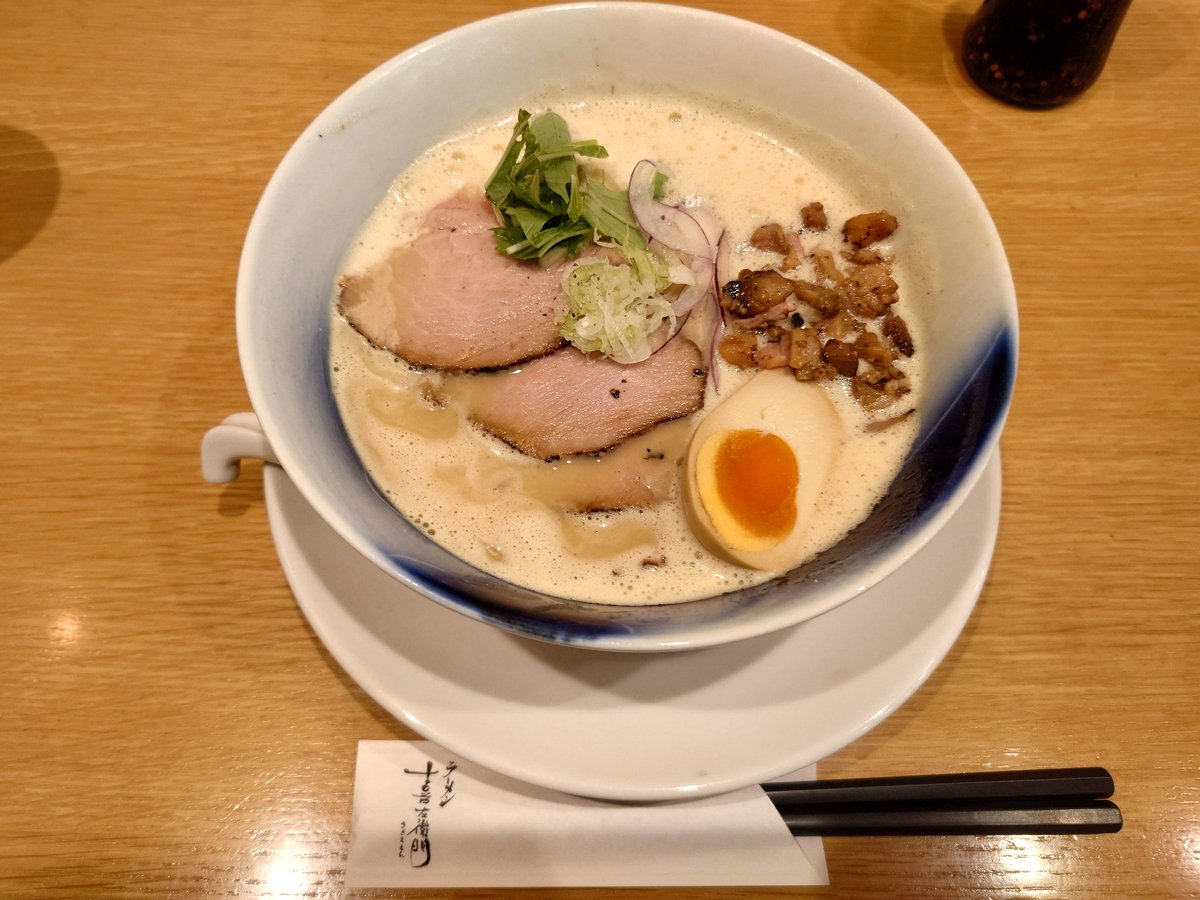 kamiyu444's tweet photo. 雨やばい https://t.co/gZQZ7wTMiU