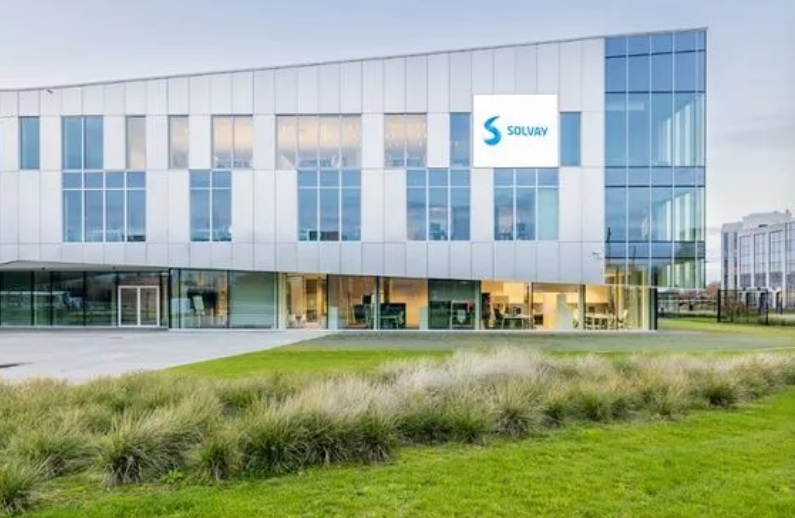 HydrocarbonProc's tweet photo. Solvay launches IUCN RHINO #pilotplant at its #sodaash and #sodium #bicarbonate plant in #France
read about the #project: https://t.co/gpGzZ3sSn4
#Solvay #SodiumBicarbonate #SustainableChemistry #ChemicalEngineering https://t.co/gKcp8SVSwL