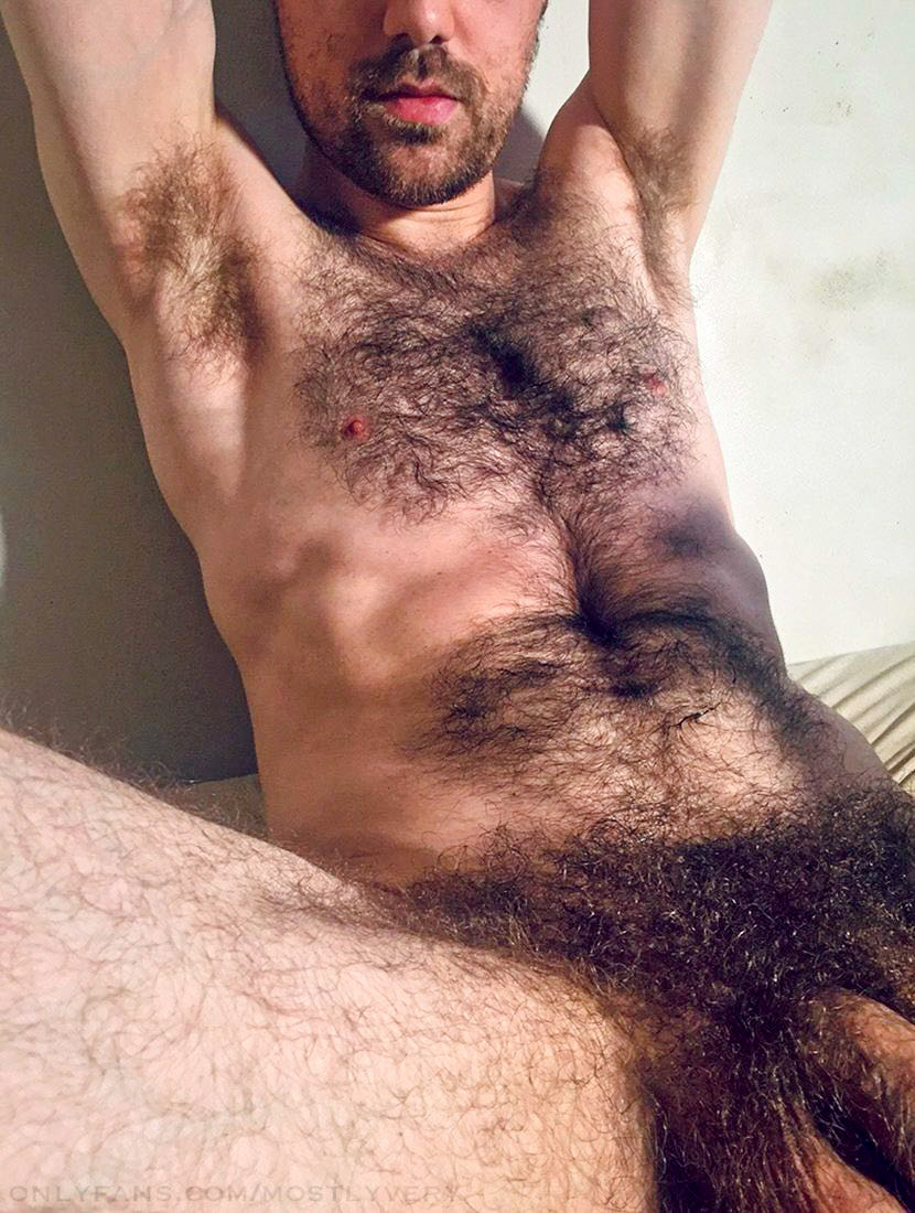 MostlyVery tweet media