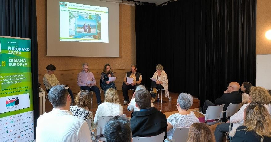 👌 Las buenas prácticas que compartimos en la #SemanaEuropea25 de @Euskalit: participación comunitaria en CAD Durango, comunicación digital con el #voluntariadoGorabide, apoyo estructurado ante nuevas incorporaciones a la Residencia Atxarte, y viajes independientes en Viviendas.