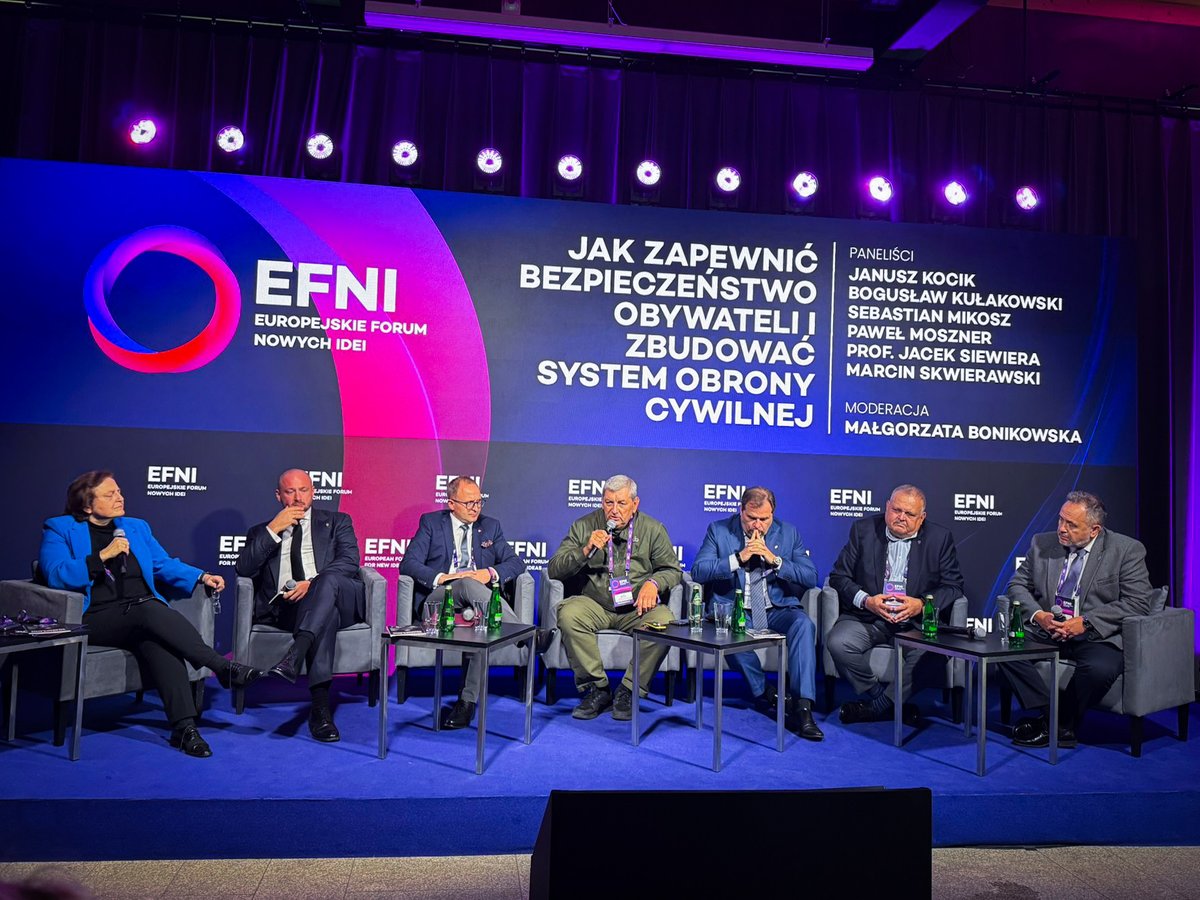 THINKTANKPL's tweet image. Jak budować odporność państwa i dbać o bezpieczeństwo obywateli w niepewnych czasach?

Podczas @EFNI_Poland dr Małgorzata Bonikowska moderowała debatę o nowoczesnym systemie obrony cywilnej, współpracy instytucji i sile społecznego zaangażowania.

#THINKTANK #Bezpieczeństwo