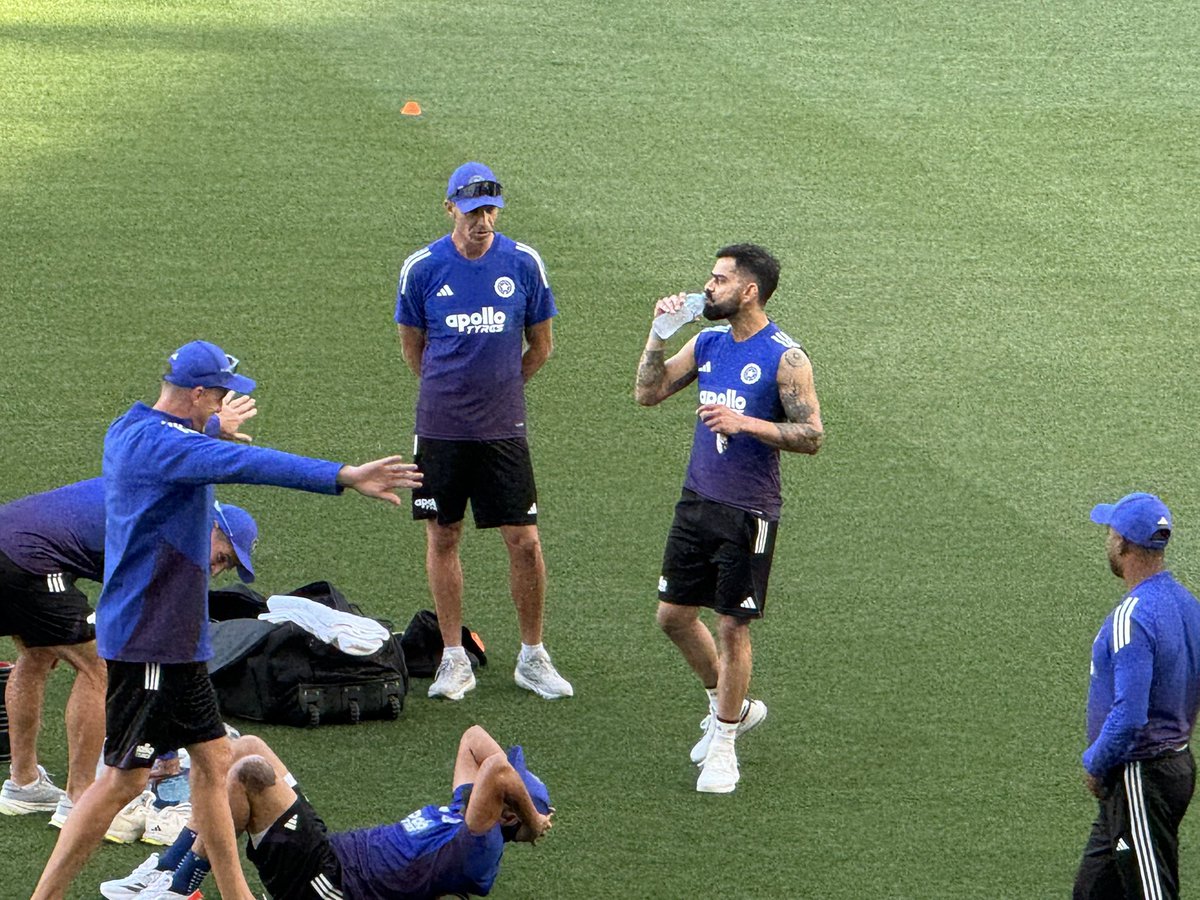 Virat Kohli during the practice session. 🐐(Vimal Kumar)