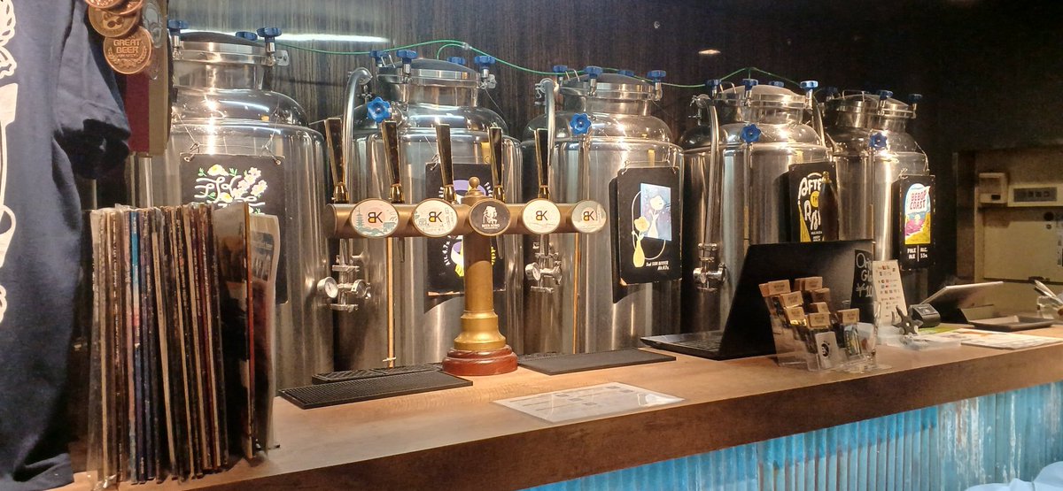 TOAさんとここで飲んでるのおもろ！！