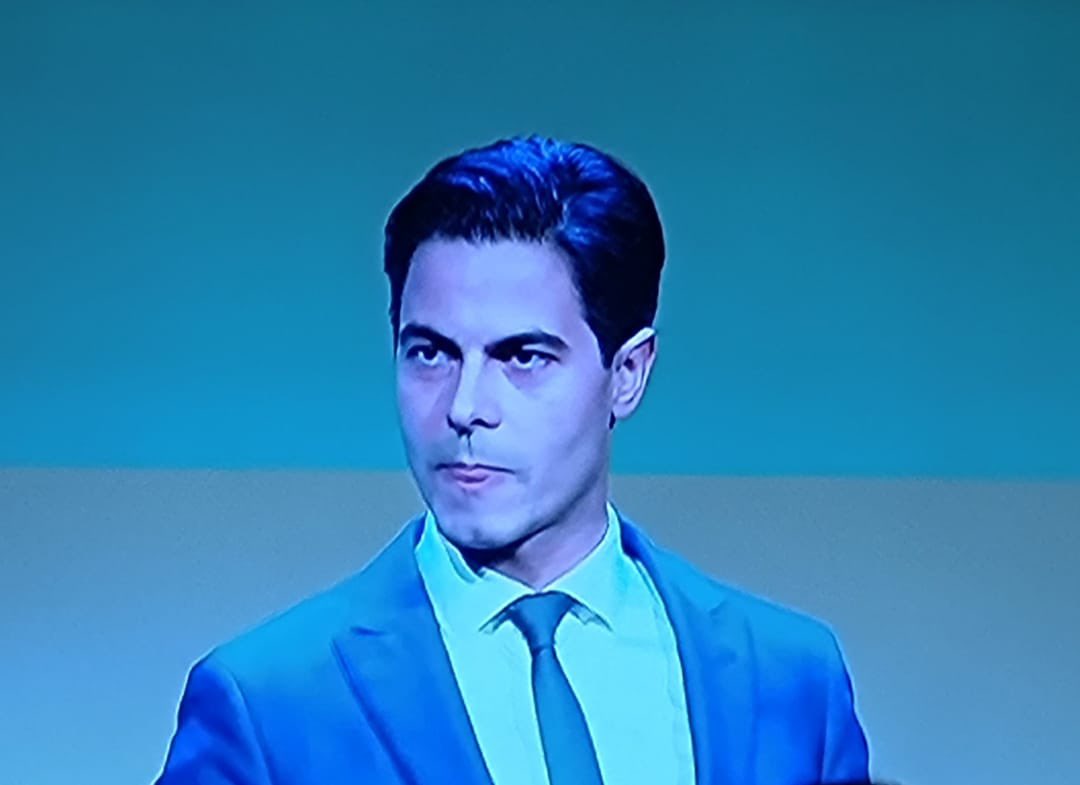 Ach, <a href="/RobJetten/">Rob Jetten</a> wil ineens iets met migratie. 

Maar heeft tegen ALLE voorstellen gestemd die asielmigratie inperken. 

Wel consequent van D66: ook in hun VP willen ze er NIETS mee.

#JettenJokt