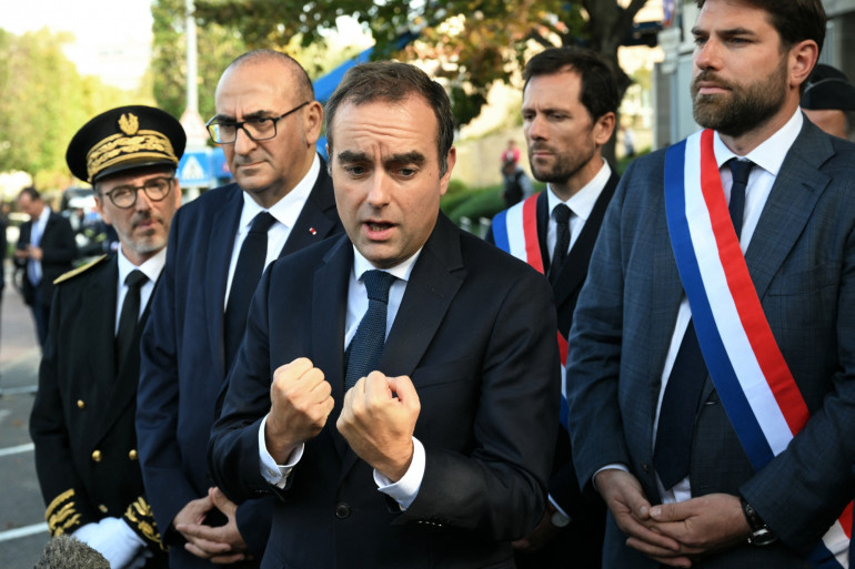 🚨🇫🇷✖️ LE GOUVERNEMENT LECORNU N’EST PAS CENSURÉ ! 

La motion de censure de LFI a été REJETÉE. 

Le gouvernement reste donc en place.