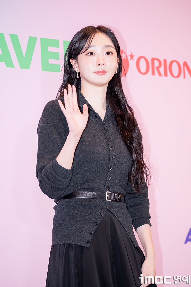 ladywxtch's tweet photo. press photos of kim dami at the opening ceremony of the 21st mise-en-scène short film festival #김다미 https://t.co/VRFewvih5t