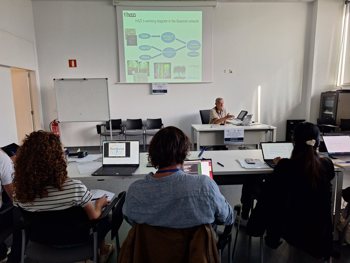 🌳El área forestal de HAZI ha participado en el bloque de ‘Tratamiento de datos de crecimiento’ del workshop del proyecto REINFFORCE 2 celebrado en Pontevedra.
 
Se ha explicado cómo medir árboles utilizando drones y escáneres Lidar terrestres.

 #climatechange #reinfforce
