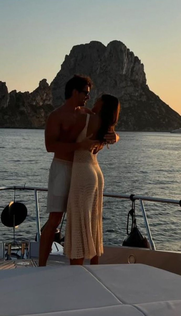 ᅠ

ᅠᅠ

ᅠ

ᅠᅠ

    happy birthday my love
    “  i love you so much ”
    i will always be there for you
                          𓍼 ໒꒱ ‧₊˚❤️

ᅠ

ᅠᅠ

ᅠ

ᅠᅠ