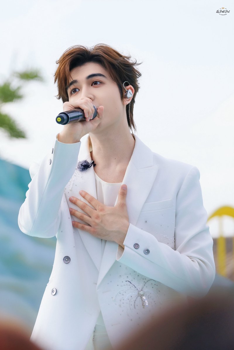 LePetitPat·尹浩宇 (@lepetitpat1020) on Twitter photo 