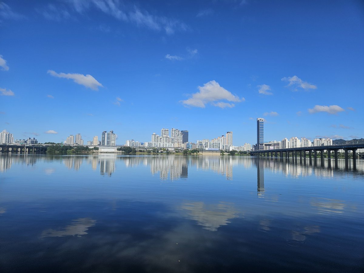 오늘 낮 하늘과 명경지수