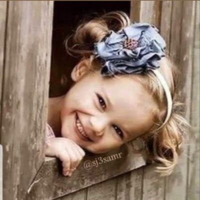 ccn__18's tweet image. صديقتي سمر وجودك شَيء عميِق جداً ! 
شيء كَ خيوط فرح تتسلل إلي ، 
شيء يجعلني أتنفس براحِة كبيره،
شيء هأدئ، حنون جداً، شي أحبه وكفىَ 🦋.