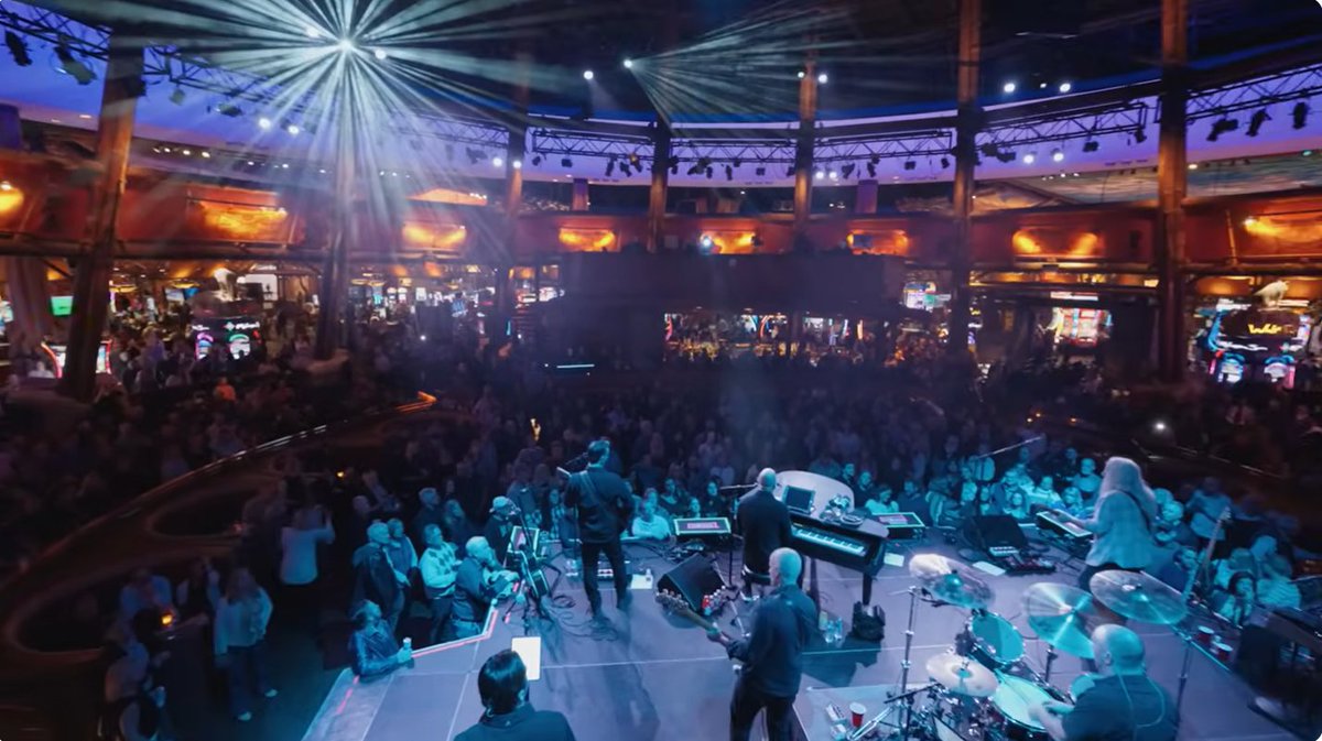 Join us behind the scenes with Mike DelGuidice at Mohegan Sun Casino where he is featured in the new series of Back Of House! Discover what goes into creating such incredible shows. Watch the episode here: trodnossel.com/post/behind-th… #MoheganSun #MikeDelGuidice #BackofHouse #film